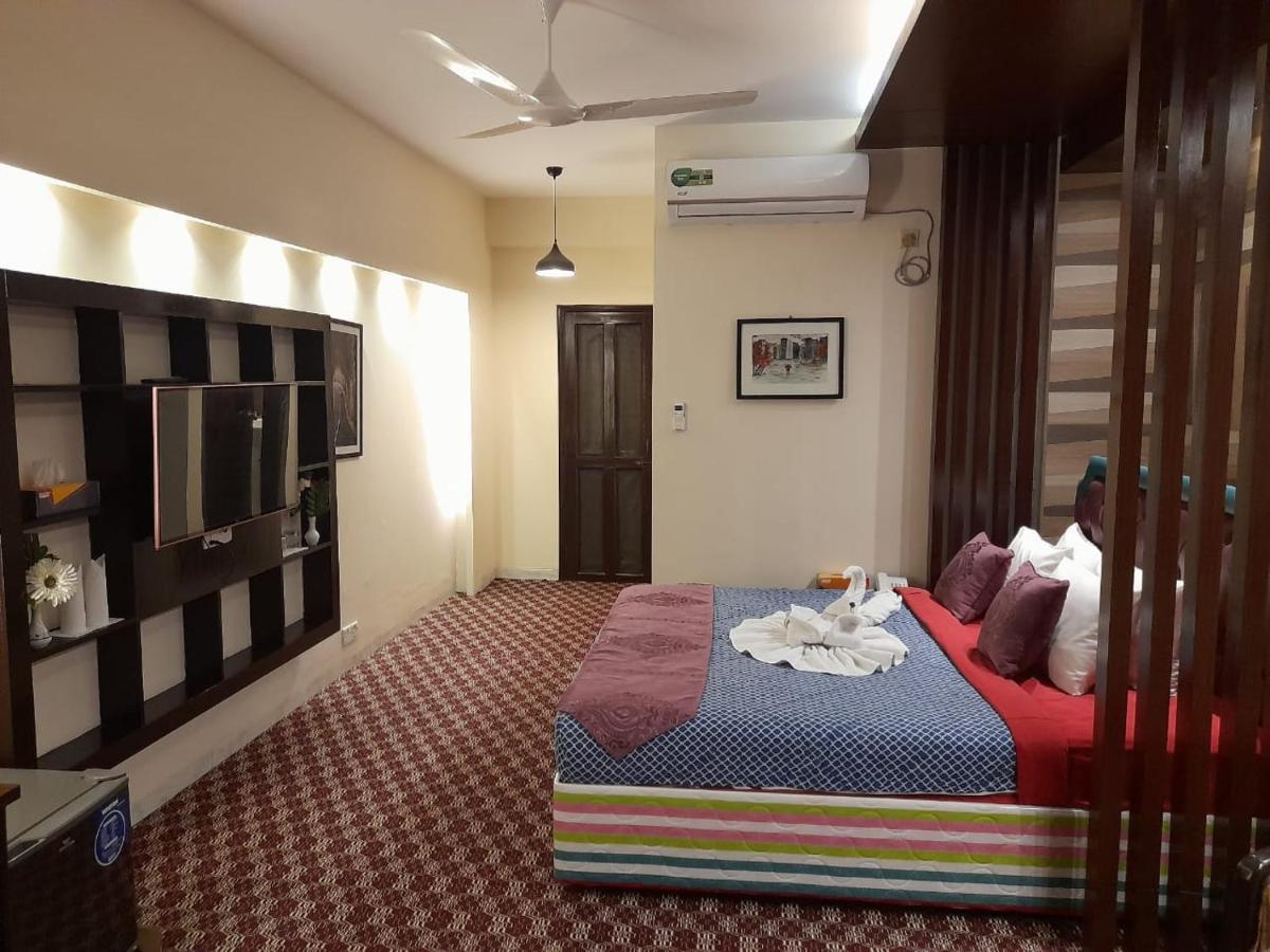 Center Point Apartment Дакка Экстерьер фото