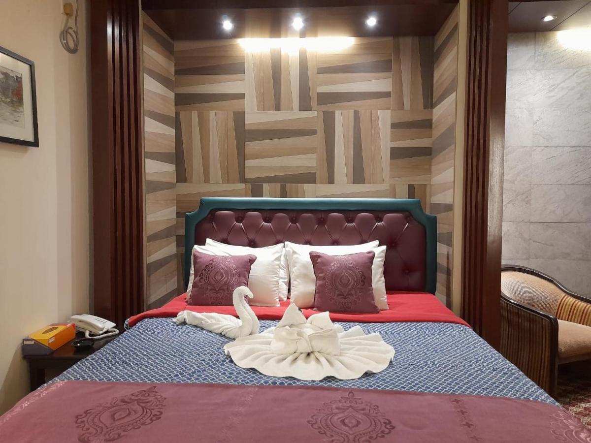 Center Point Apartment Дакка Экстерьер фото