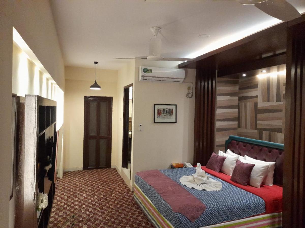 Center Point Apartment Дакка Экстерьер фото