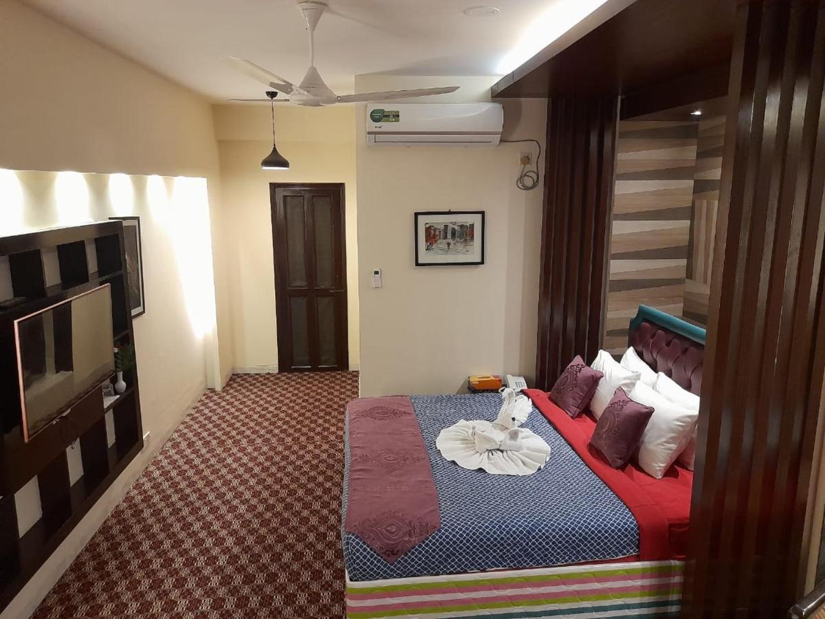 Center Point Apartment Дакка Экстерьер фото